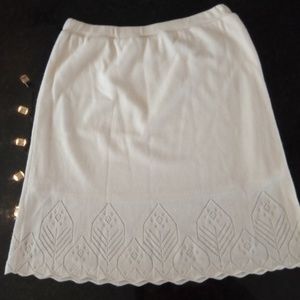 🌼NEW Escada bodycon skirt